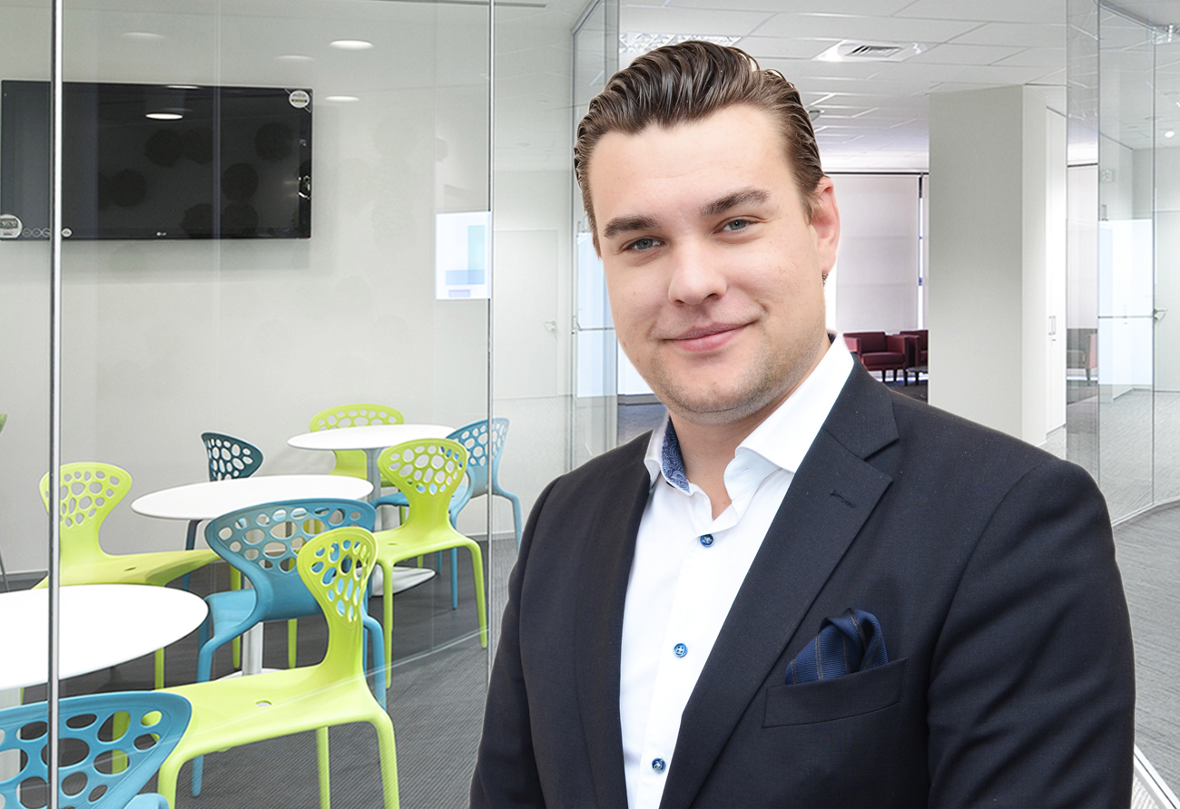 Crownstudent CEO JK Office